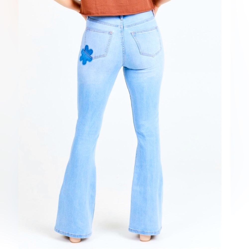 Altar’d State Daisy Denim Flared Jean - Picture 1 of 10